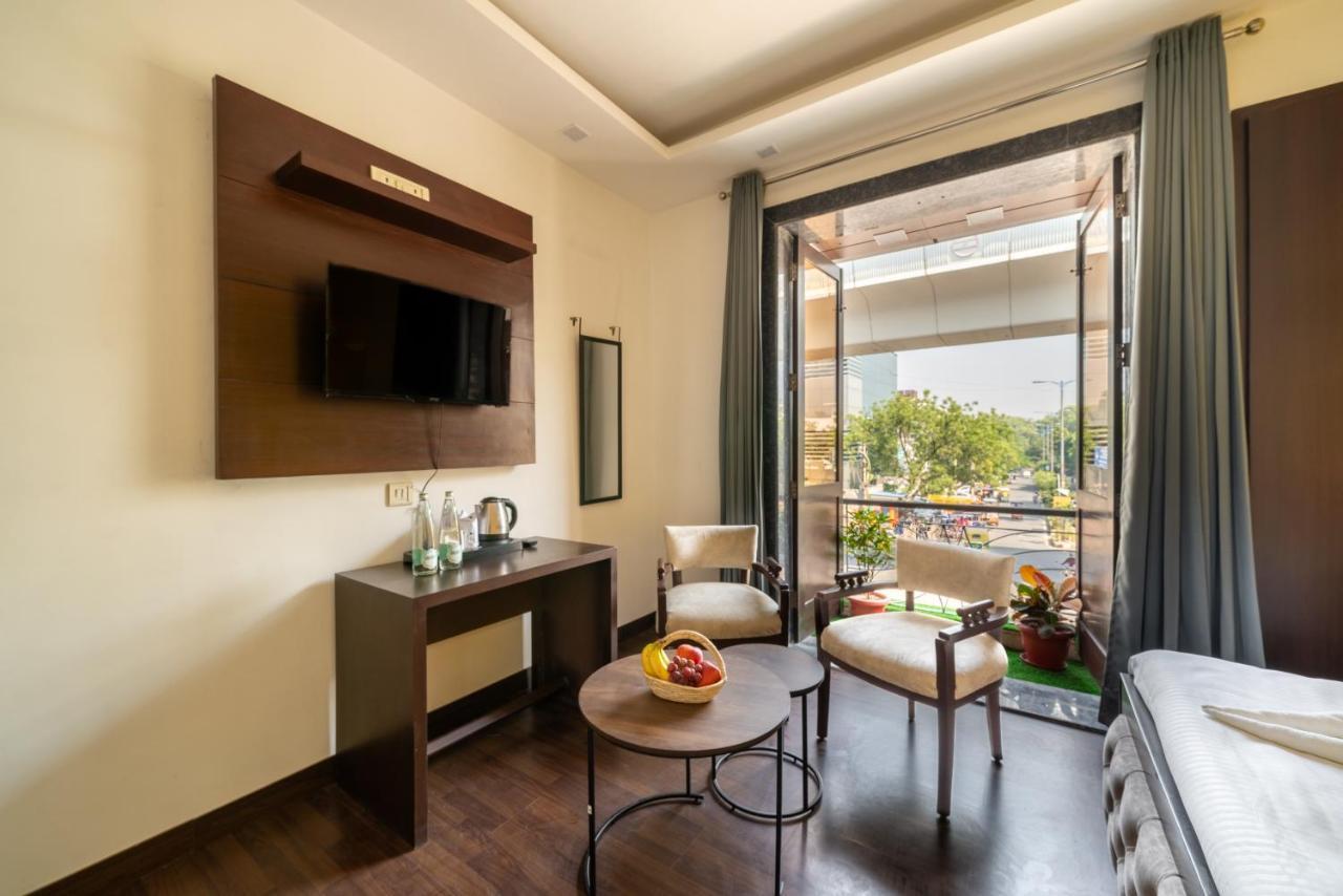 Lime Boutique B&B Gk-1 At Kailash Colony Metro , Greater Kailash Near Eros Hotel Nehru Place Neu-Delhi Exterior foto