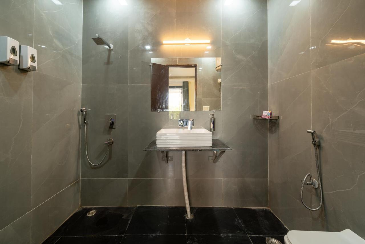 Lime Boutique B&B Gk-1 At Kailash Colony Metro , Greater Kailash Near Eros Hotel Nehru Place Neu-Delhi Exterior foto